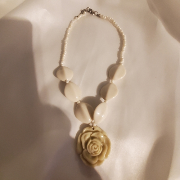 APOSTROPHE NECKLACE,EARRINGS,& BRACELET SET - Picture 11 of 12